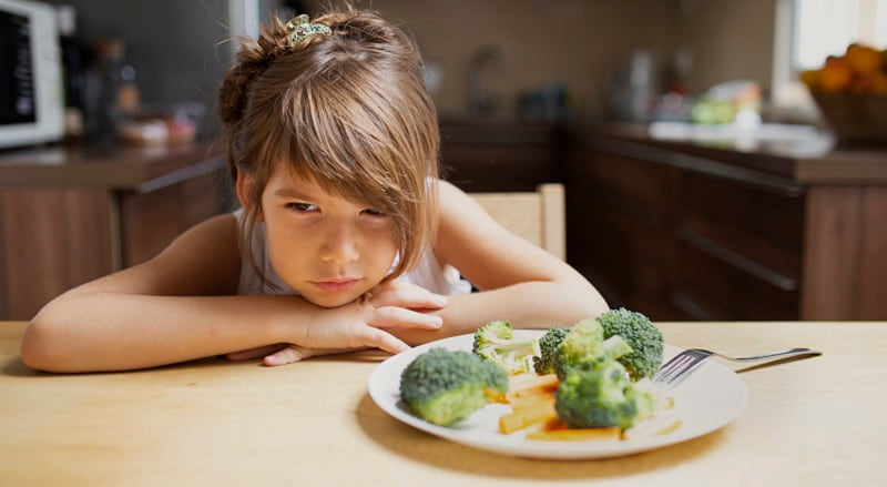 10 caracteristicas del autismo/ alimentación