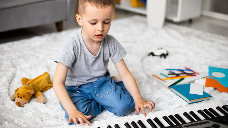 beneficios de la musicoterapia en niños con autismo